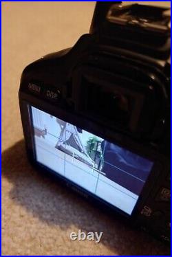 Canon EOS 550D 18.0MP SLR camera works perfect minor fault flash spring