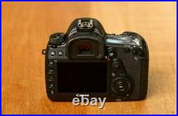 Canon EOS 5D Mark IV 30.4MP Digital SLR Camera color black / good condition