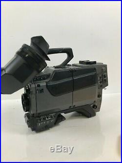 Sony BVP-550 Digital 1000 Color Video Camera with Sony CA-550 Camera Adaptor